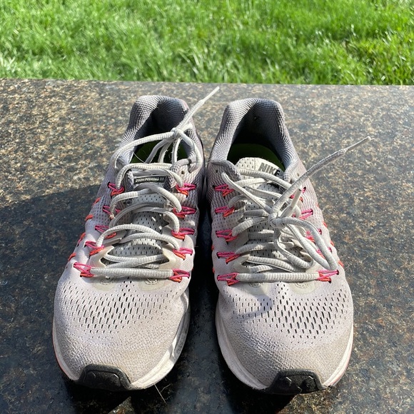 Nike Zoom Pegasus 33 - Picture 3 of 6